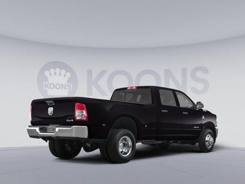 2021 RAM 3500 Laramie Crew Cab 4x4 8' Box