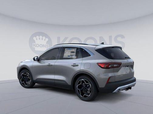 2026 Ford Escape Platinum