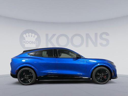 2025 Ford Mustang Mach-E GT