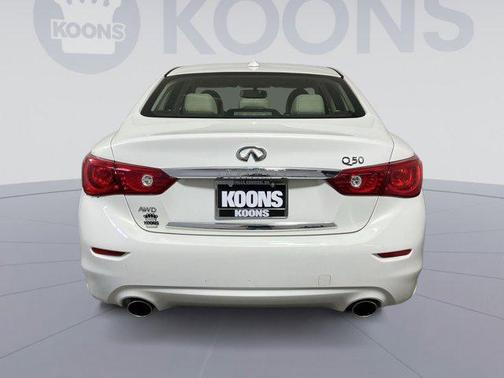 2015 INFINITI Q50 Premium