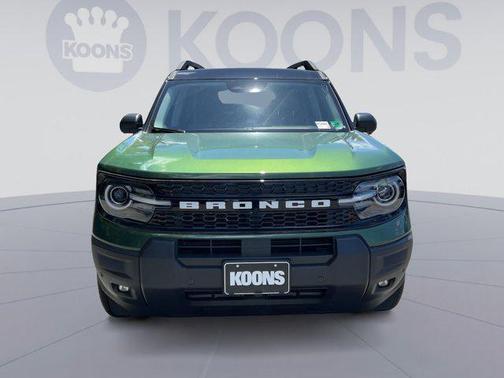 ERUPTION GREEN METALLIC 2025 Ford Bronco Sport Outer Banks