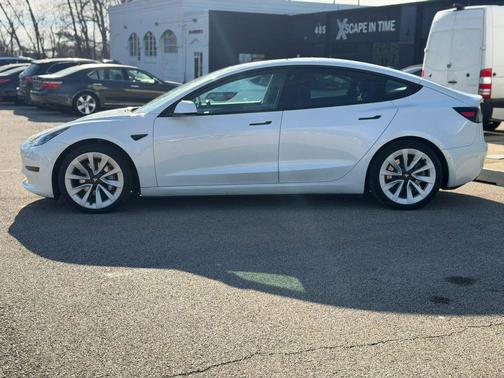 2021 Tesla Model 3 Long Range