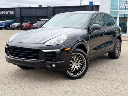 2018 Porsche Cayenne Platinum Edition