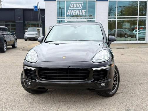 2018 Porsche Cayenne Platinum Edition