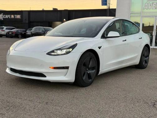 2023 Tesla Model 3 Standard Range