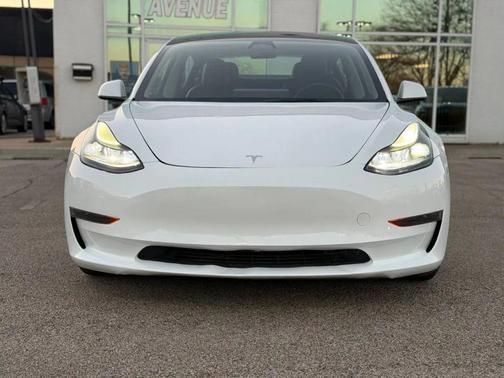 2023 Tesla Model 3 Standard Range