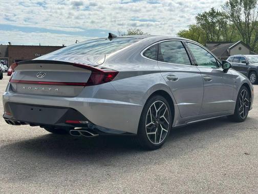 2023 Hyundai SONATA SE