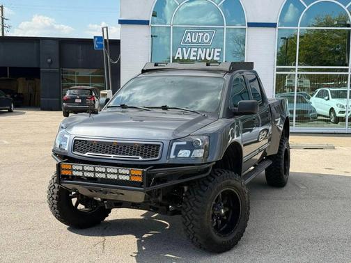 2012 Nissan Titan SV