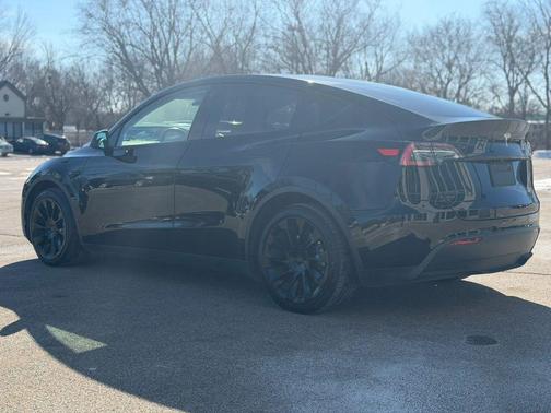 2021 Tesla Model Y Long Range Dual Motor All-Wheel Drive