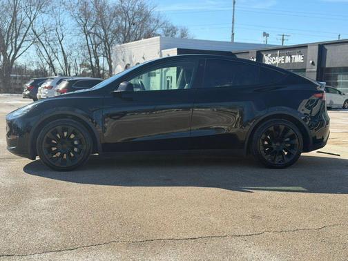 2021 Tesla Model Y Long Range Dual Motor All-Wheel Drive