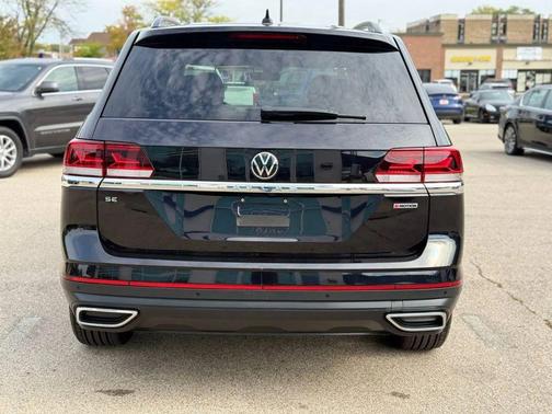 2022 Volkswagen Atlas 2.0T SE w/Technology 4MOTION