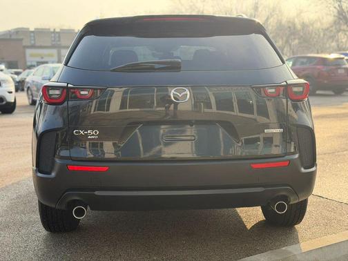 2024 Mazda CX-50 2.5 S Preferred Package