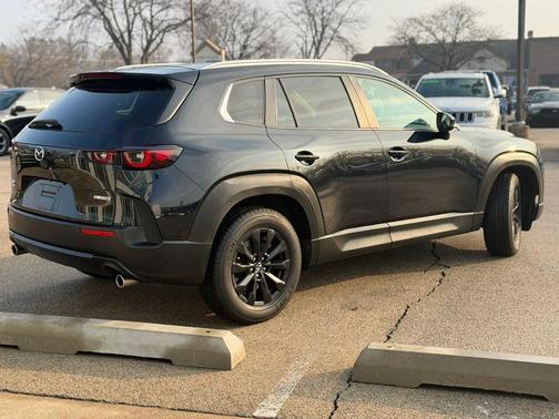 2024 Mazda CX-50 2.5 S Preferred Package