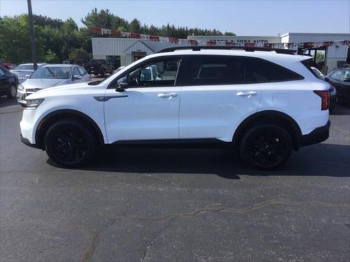 2022 Kia Sorento S