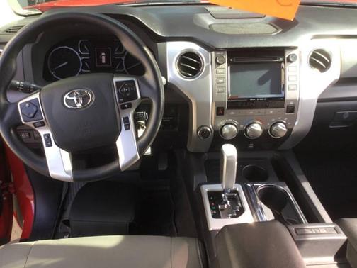 2018 Toyota Tundra SR5