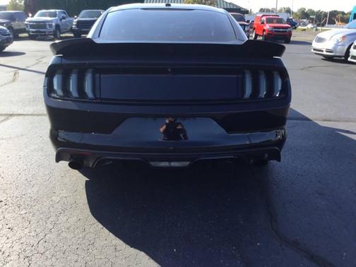 2016 Ford Mustang EcoBoost Premium