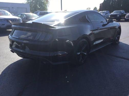 2016 Ford Mustang EcoBoost Premium