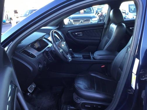 2016 Ford Taurus SHO