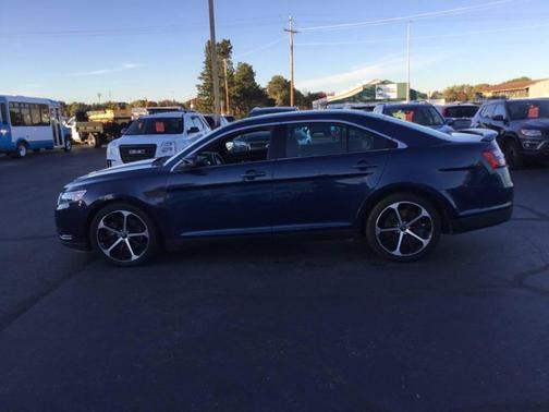 2016 Ford Taurus SHO