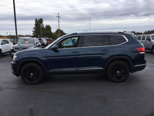 2018 Volkswagen Atlas 3.6L SEL Premium