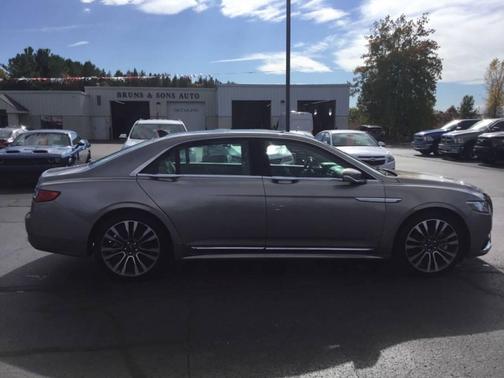 2019 Lincoln Continental Select