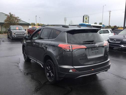 2018 Toyota RAV4 Adventure