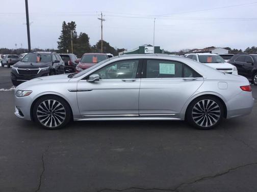 2017 Lincoln Continental Black Label