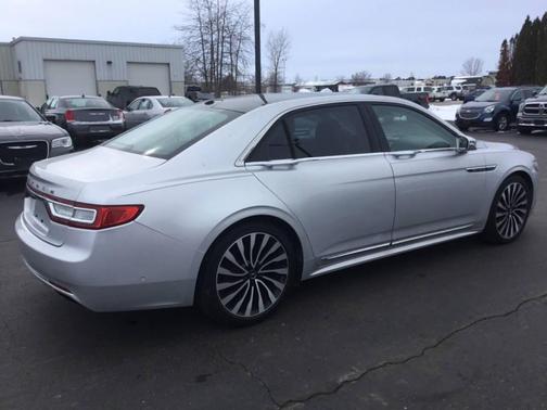 2017 Lincoln Continental Black Label