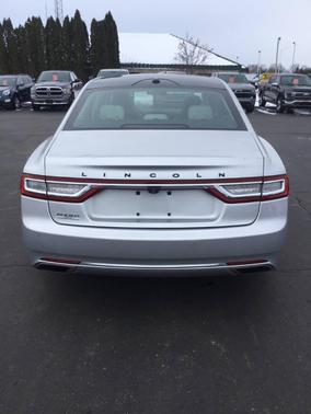 2017 Lincoln Continental Black Label