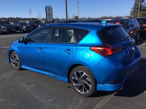 2016 Scion iM Base 4dr Hatchback CVT