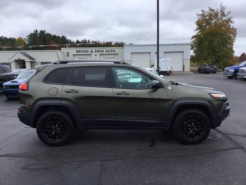 2016 Jeep Cherokee Trailhawk