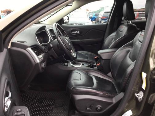 2016 Jeep Cherokee Trailhawk