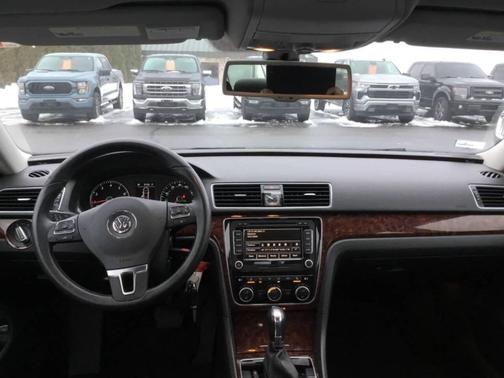 2013 Volkswagen Passat 2.5 SEL