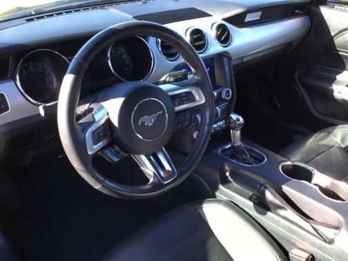 2016 Ford Mustang EcoBoost Premium