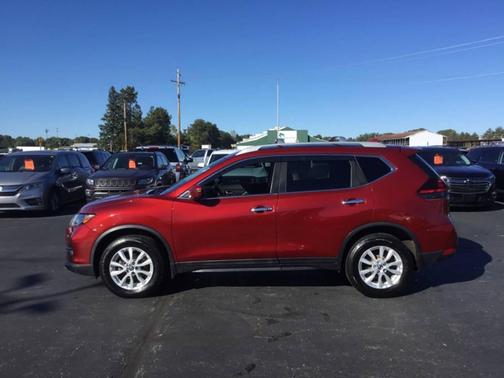 2018 Nissan Rogue SV