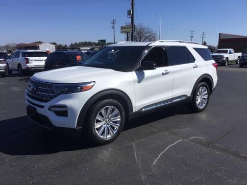 Star White Metallic Tri-Coat 2022 Ford Explorer Limited