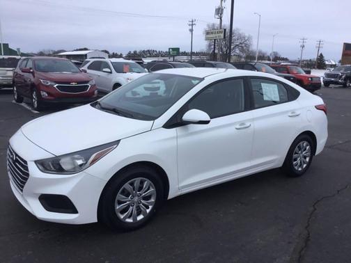 2019 Hyundai Accent SE