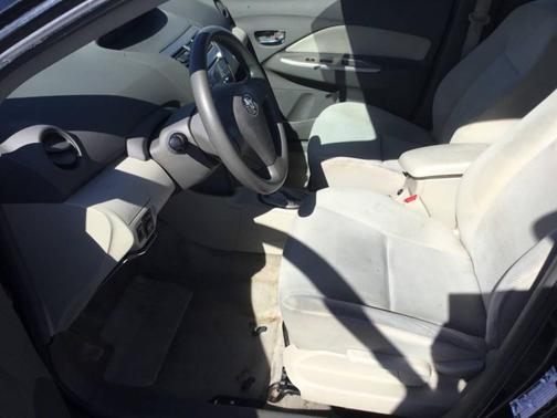 2010 Toyota Yaris Base