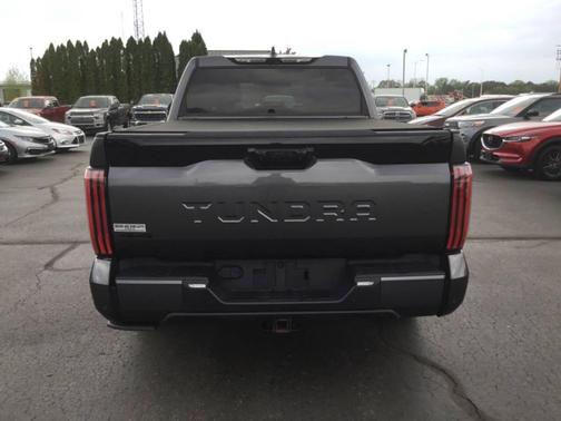 2022 Toyota Tundra Platinum