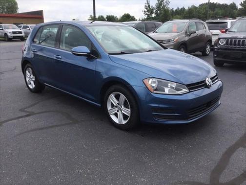 2017 Volkswagen Golf TSI Wolfsburg Edition 4-Door