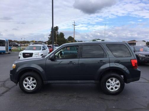 2010 Mazda Tribute i Sport