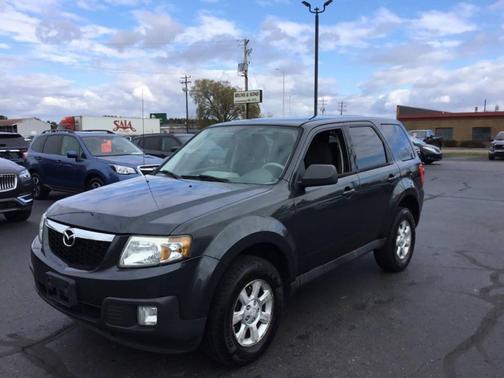 2010 Mazda Tribute i Sport