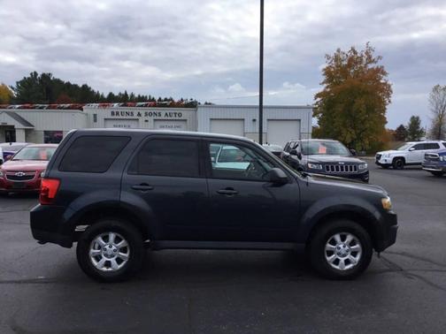 2010 Mazda Tribute i Sport