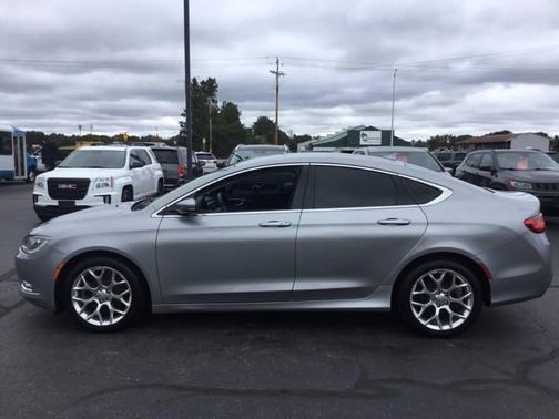 2015 Chrysler 200 C