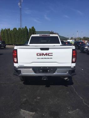 Summit White 2022 GMC Sierra 2500 Pro