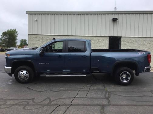 2024 Chevrolet Silverado 3500 LT