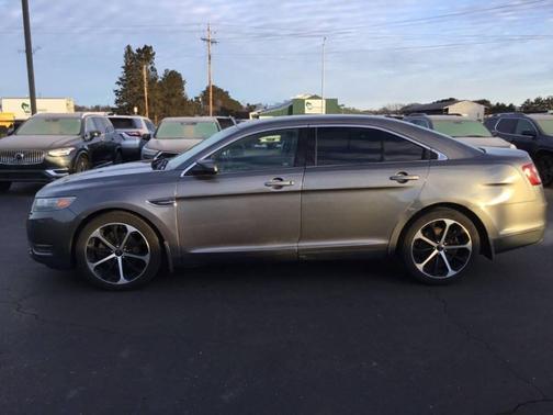 2014 Ford Taurus SEL