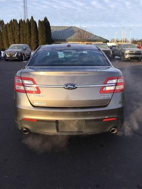 2014 Ford Taurus SEL