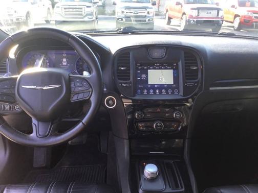 2017 Chrysler 300 S