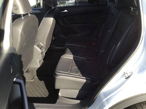 2022 Volkswagen Tiguan 2.0T SEL R-Line 4MOTION